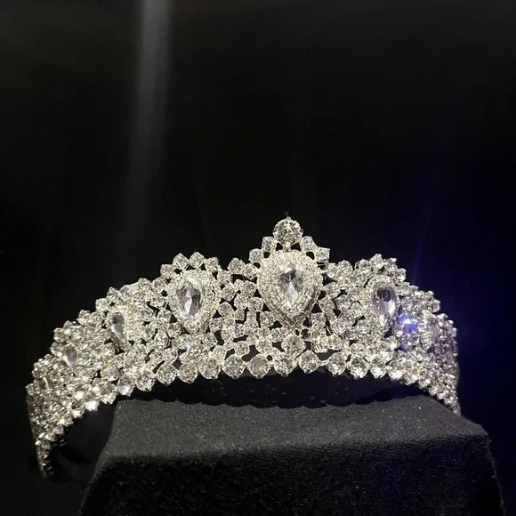 Royal | Accessories | A True Princess Crown | Poshmark display picture 1
